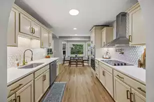 104 Blue Heron Dr, Summerville, SC 29485 - Photo 8