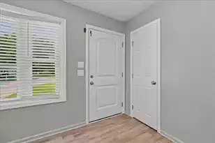 301 Laurel Ave, Goose Creek, SC 29445 - Photo 8