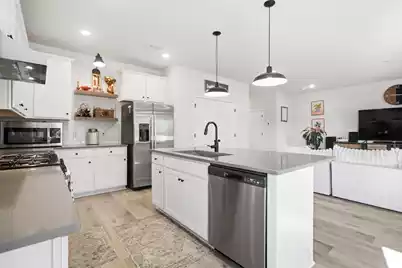 245 Parkwood Vista Way, Summerville, SC 29486 - Photo 16