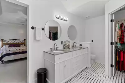 8 Latham Circle, Charleston, SC 29407 - Photo 20