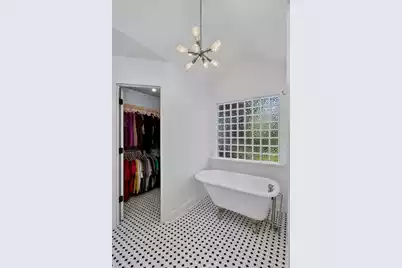 8 Latham Circle, Charleston, SC 29407 - Photo 22