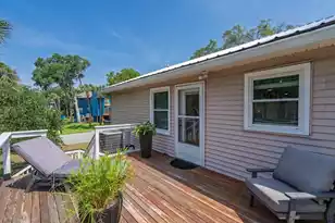 2002 Myrtle St, Edisto Island, SC 29438 - Photo 4
