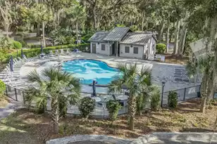 55 Barcelona Rd, Hilton Head Island, SC 29928 - Photo 32