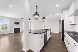 621 Sienna Wy, Summerville, SC 29486 - Photo 14