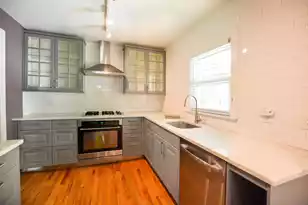 743 Magnolia Rd, Charleston, SC 29407 - Photo 10
