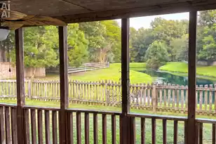 2963 Loebs Ct, Mount Pleasant, SC 29466 - Photo 2