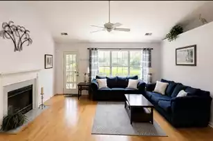 2963 Loebs Ct, Mount Pleasant, SC 29466 - Photo 4