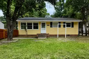 2321 Falcon Rd, North Charleston, SC 29406 - Photo 1