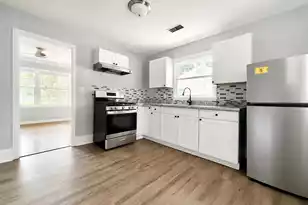 2321 Falcon Rd, North Charleston, SC 29406 - Photo 6