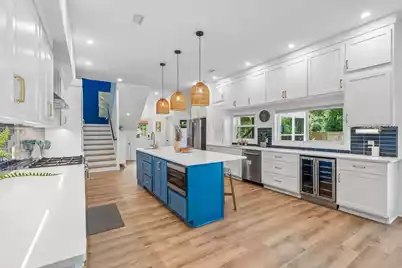 919 Ashley Avenue E, Folly Beach, SC 29439 - Photo 14