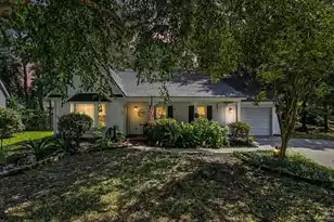 105 Welwyn Rd, Summerville, SC 29485 - Photo 2