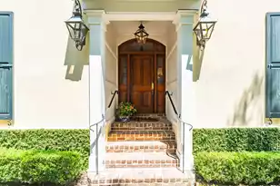 44 Wentworth St, Charleston, SC 29401 - Photo 4
