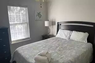1251 Center Lake Dr, Mount Pleasant, SC 29464 - Photo 8