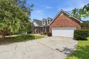 4905 Hillsborough Pl, Summerville, SC 29485 - Photo 2