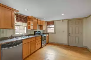 38 Ashe St, Charleston, SC 29403 - Photo 2
