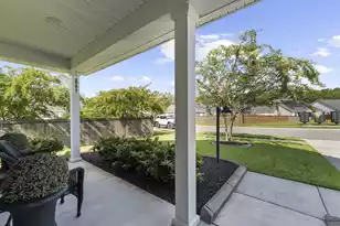 147 Ancestry Ln, Moncks Corner, SC 29461 - Photo 2