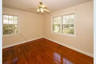 939 Dill Avenue, Charleston, SC 29412 - Photo 10