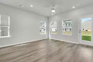 231 Hungerford Dr, Summerville, SC 29486 - Photo 6