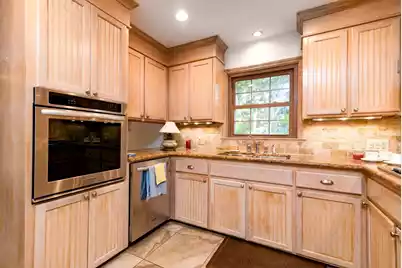 683 Highwood Circle, Charleston, SC 29412 - Photo 10