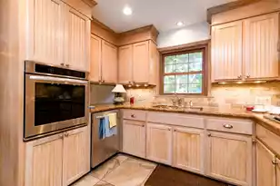 683 Highwood Cir, Charleston, SC 29412 - Photo 10