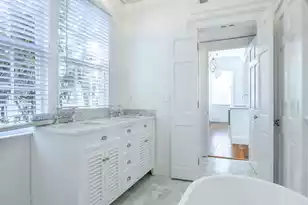 176 Broad St, Charleston, SC 29401 - Photo 50