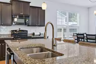 208 Roanoke Hill Ct, Summerville, SC 29483 - Photo 12