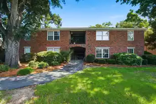 1240 Fairmont Ave #Apt 10, Mount Pleasant, SC 29464 - Photo 1