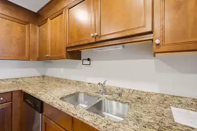 1240 Fairmont Avenue #Apt 10, Mount Pleasant, SC 29464 - Photo 12