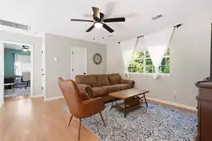 1323 Center Lake Dr, Mount Pleasant, SC 29464 - Photo 22
