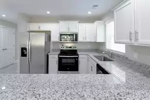 2002 Hugo Ave, North Charleston, SC 29405 - Photo 6