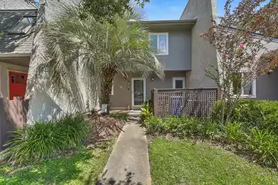 106 Ventura Place, Mount Pleasant, SC 29464 - Photo 1
