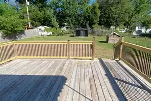 1210 Sunnyside Dr, Cayce, SC 29033 - Photo 2