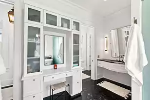 21 Lamboll St, Charleston, SC 29401 - Photo 36