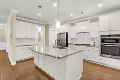 719 Hickory Street N, Summerville, SC 29483 - Photo 8