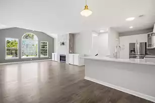 1372 Hopton Cir, Mount Pleasant, SC 29466 - Photo 12