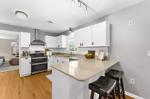 908 Searle Ct, Mount Pleasant, SC 29464 - Photo 18