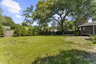 908 Searle Ct, Mount Pleasant, SC 29464 - Photo 40