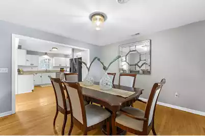 908 Searle Court, Mount Pleasant, SC 29464 - Photo 8