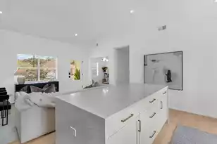 679 Kent St, Mount Pleasant, SC 29464 - Photo 14