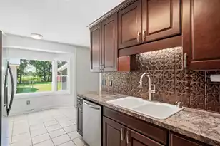 102 Belmont Ct, Ladson, SC 29456 - Photo 8