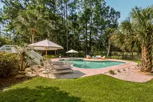 1428 Oakhurst Dr, Mount Pleasant, SC 29466 - Photo 6