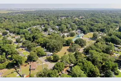 1317 Fort Johnson Road, Charleston, SC 29412 - Photo 36