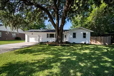 5259 Hartford Circle, North Charleston, SC 29405 - Photo 2