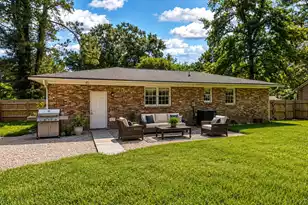 212 Forest Cir, Summerville, SC 29483 - Photo 12