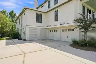 1817 Rushland Grove Ln, Johns Island, SC 29455 - Photo 4