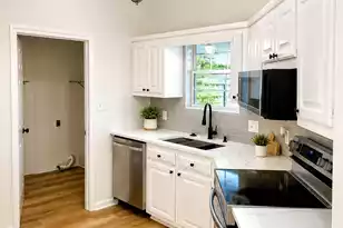 9668 Middleton Ct, Murrells Inlet, SC 29576 - Photo 4