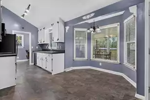 295 Forest Cir, Summerville, SC 29483 - Photo 8