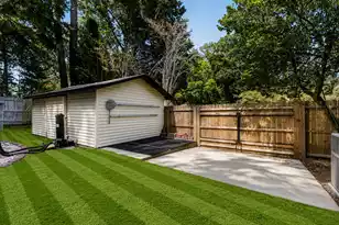 295 Forest Cir, Summerville, SC 29483 - Photo 24