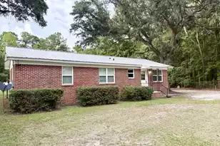 17489 Augusta Hwy, Round O, SC 29474 - Photo 2
