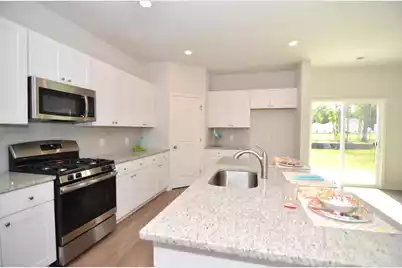 333 Matuskovic Drive, Charleston, SC 29414 - Photo 6